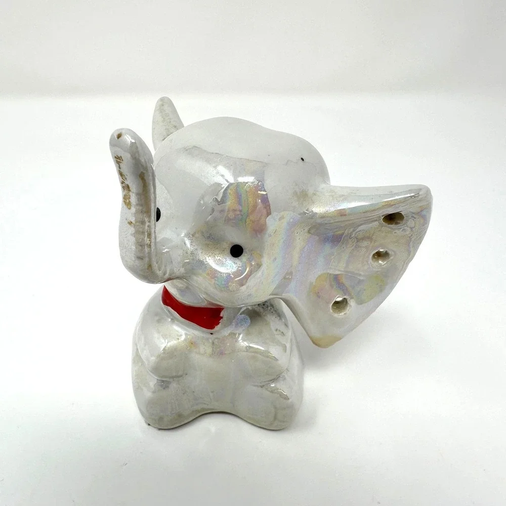 Vintage Iridescent Glass Elephant Earring Holder Jewelry Stand Figurine 3